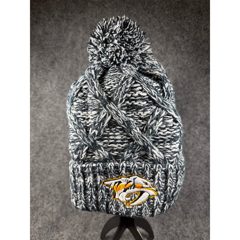Zephyr Nashville Predators NHL Knit Beanie Pom-Pom Fleece Lined